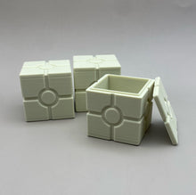Load image into Gallery viewer, Action figure crate accessory with removable top! (3) per pack