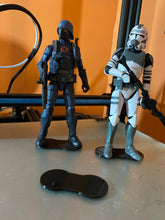 Load image into Gallery viewer, Single Peg 6 inch action figure stands! (qty 10 pieces)