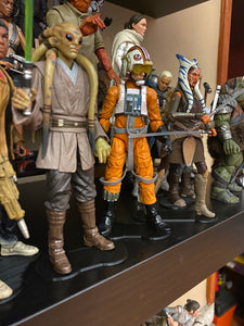 Single Peg 6 inch action figure stands! (qty 10 pieces)